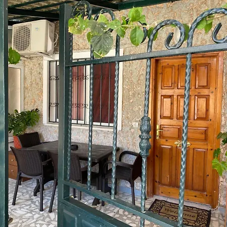 Vila Xhani Apartment Sarande Exterior photo